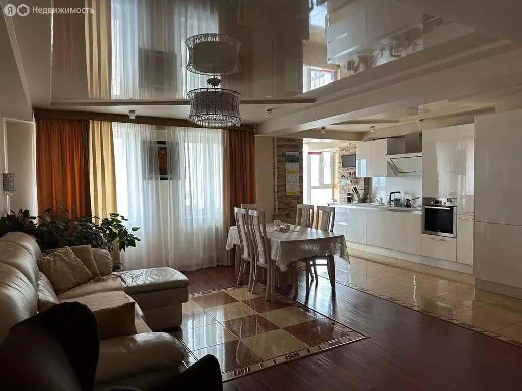 3-комнатная квартира: Киров, улица Горького, 25 (80 м) - Фото 1