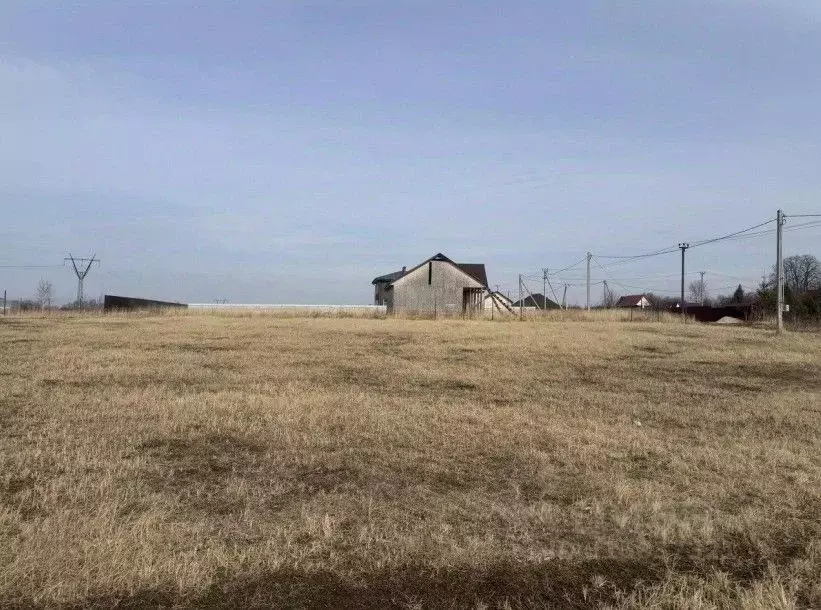 Участок в Московская область, Серпухов городской округ, д. Высокие ... - Фото 1