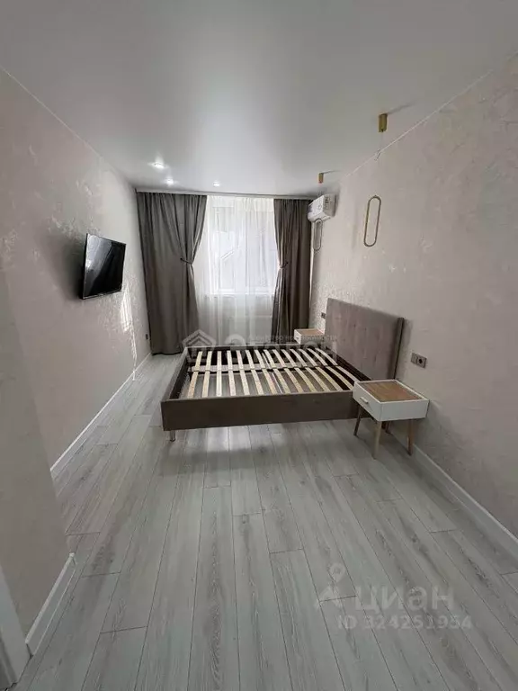 1-к кв. Волгоградская область, Волгоград ул. 70-летия Победы, 19А ... - Фото 1