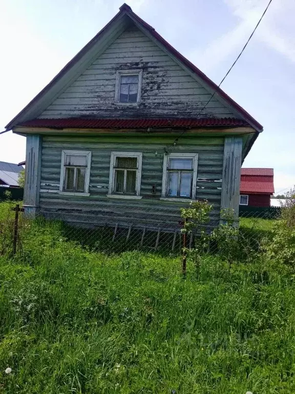 Дом в Новгородская область, Маловишерский район, Бургинское с/пос, д. ... - Фото 1