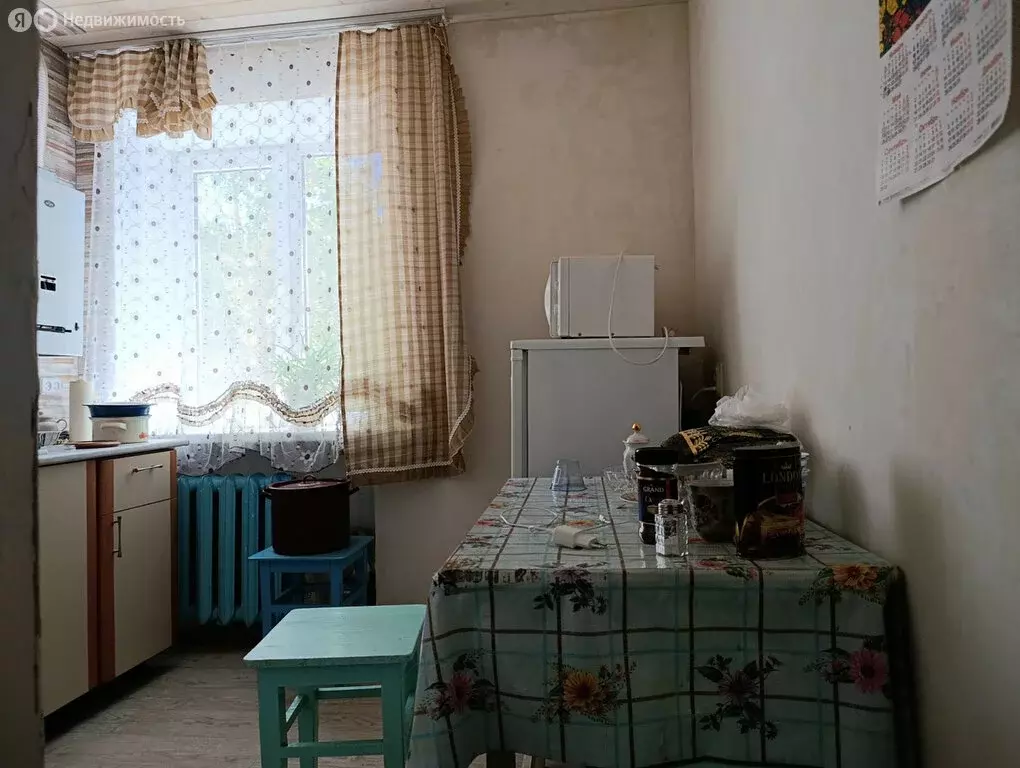 2-комнатная квартира: Астрахань, улица Сен-Симона, 10/12А (45 м) - Фото 1