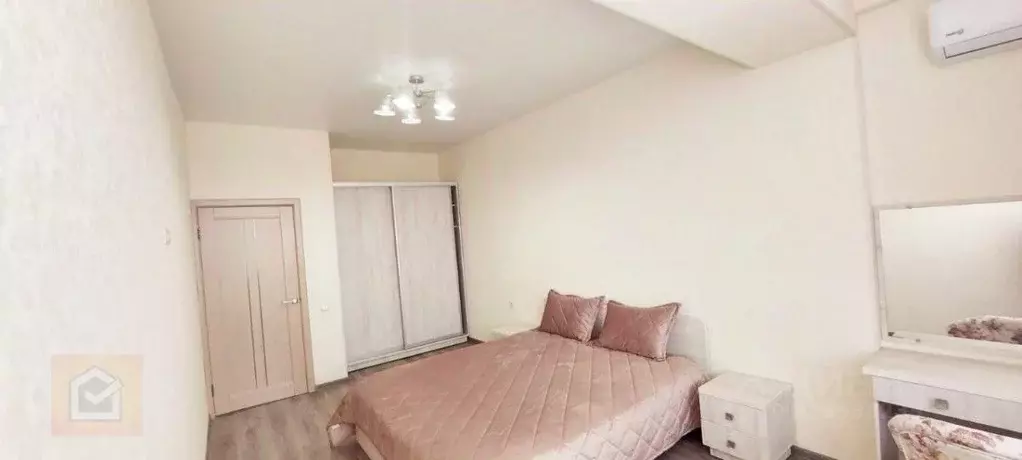 2-к кв. Крым, Евпатория ул. Толстого, 38А (80.7 м) - Фото 0
