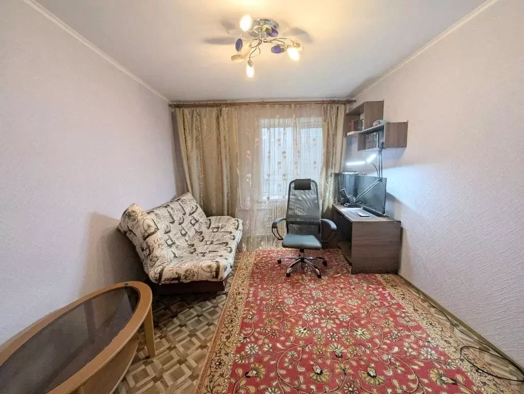 3-к кв. Белгородская область, Белгород ул. Губкина, 55а (66.4 м) - Фото 1