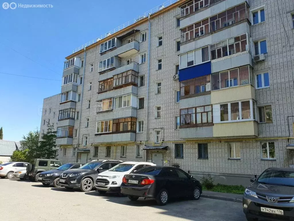 2-комнатная квартира: Казань, улица Солидарности, 32 (66 м) - Фото 0