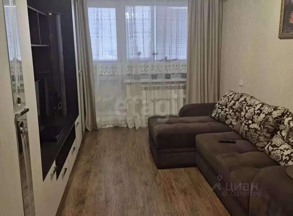 3-к кв. Белгородская область, Белгород ул. Королева, 6 (72.1 м) - Фото 0