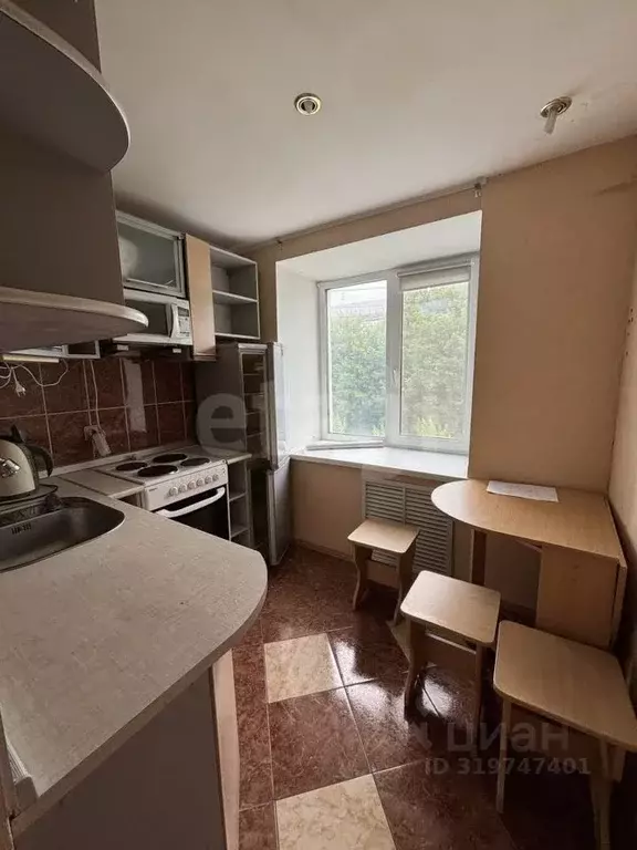 2-к кв. Тюменская область, Тюмень ул. Коммунаров, 7 (43.2 м) - Фото 1