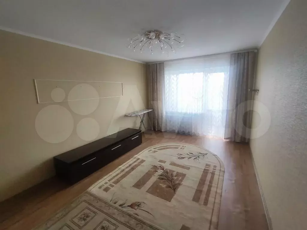 1-к. квартира, 40 м, 7/10 эт. - Фото 0