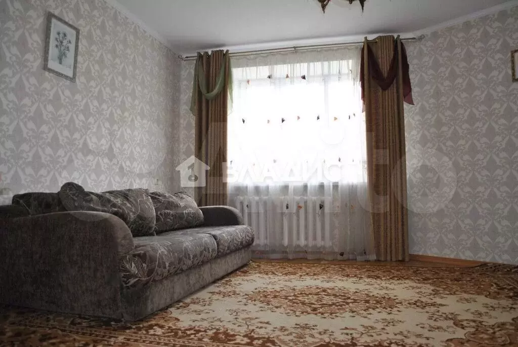 2-к. квартира, 71 м, 4/10 эт. - Фото 0
