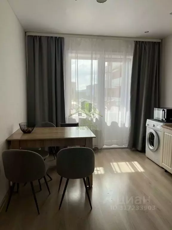 2-к кв. Бурятия, Улан-Удэ 140А мкр, 25 (56.9 м) - Фото 1