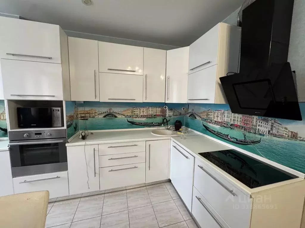 3-к кв. Ульяновская область, Димитровград ул. Славского, 18Б (75.0 м) - Фото 0