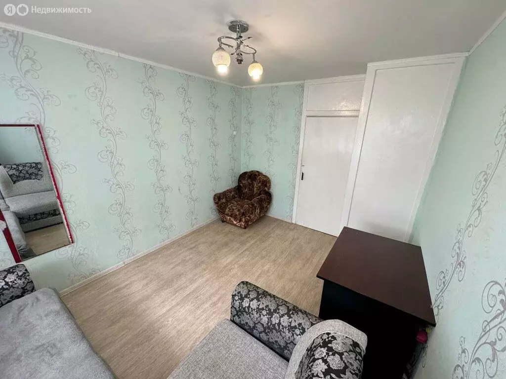 3-комнатная квартира: Комсомольск-на-Амуре, улица Аллея Труда, 57к3 ... - Фото 0