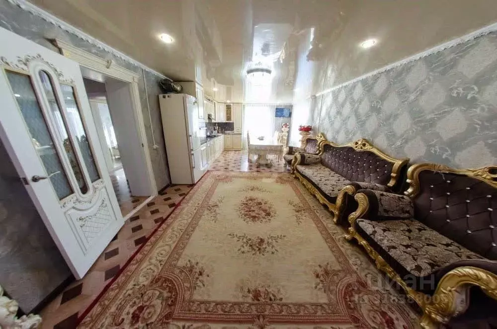 Дом в Курганская область, Шадринск ул. Комиссаров, 37 (85 м) - Фото 1