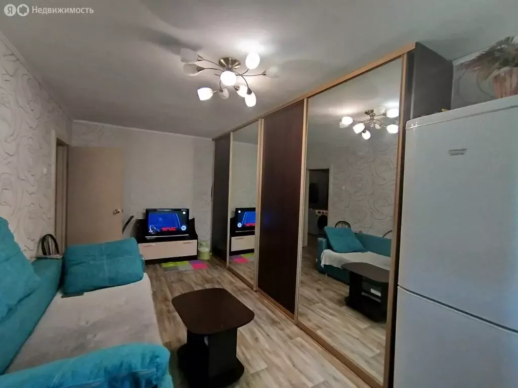 3-комнатная квартира: Иркутск, улица Розы Люксембург, 287 (62.1 м) - Фото 1