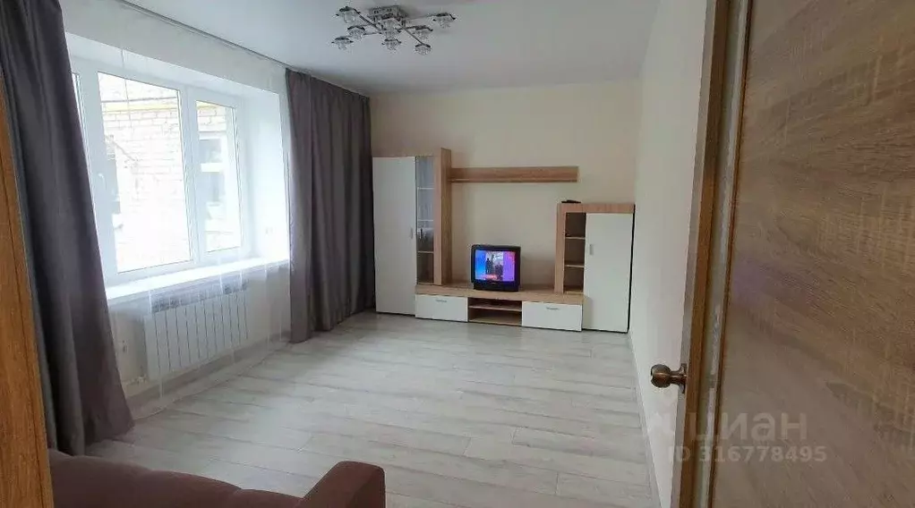 2-к кв. Тамбовская область, Тамбов Астраханская ул., 12А (42.0 м) - Фото 1