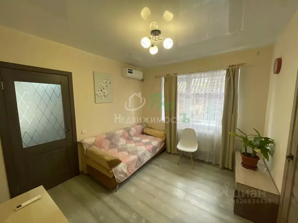 Дом в Краснодарский край, Ейск Амурская ул. (75 м) - Фото 1