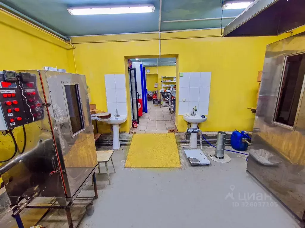 Производственное помещение в Саратовская область, пос. Расково ул. ... - Фото 1