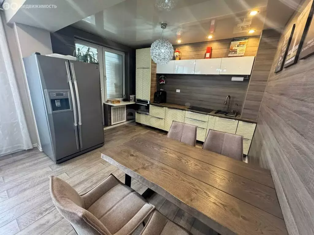 3-комнатная квартира: Южно-Сахалинск, Пограничная улица, 55А (84.9 м) - Фото 2