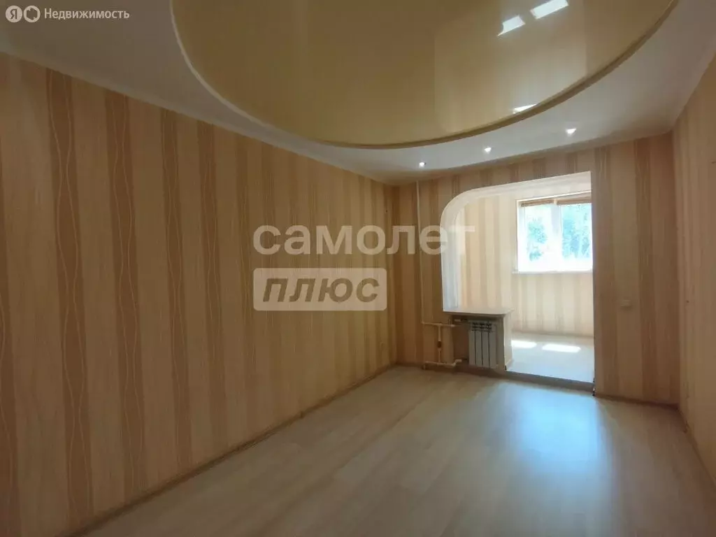 2-комнатная квартира: Астрахань, 6-й микрорайон, улица Химиков, 8 ... - Фото 0