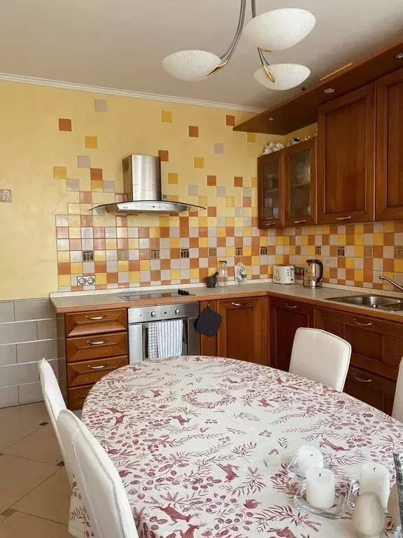 4-к кв. Москва Новочеремушкинская ул., 57К1 (125.0 м) - Фото 0