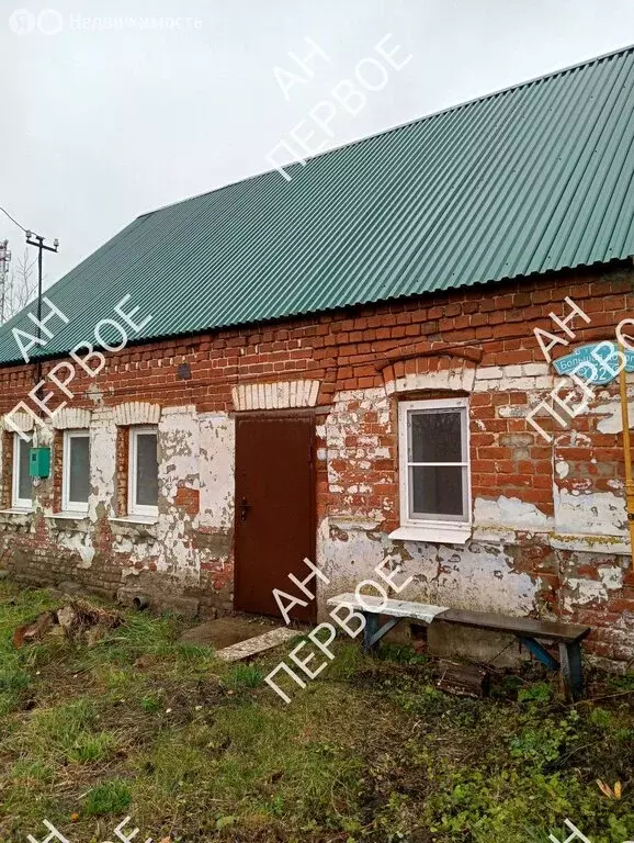 Дом в село Поплевино, улица Большая Дорога, 82 (19 м) - Фото 1