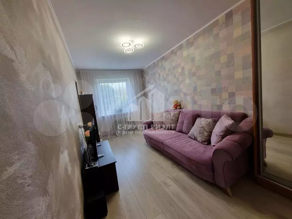 3-к. квартира, 60 м, 5/5 эт. - Фото 1