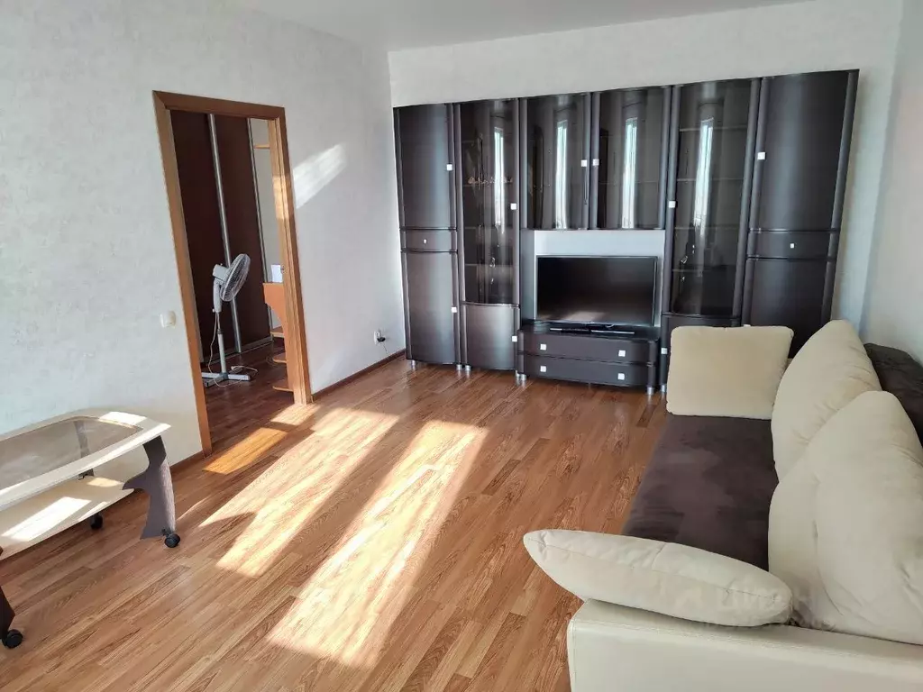 1-к кв. Волгоградская область, Волгоград Варшавская ул., 4 (45.0 м) - Фото 1