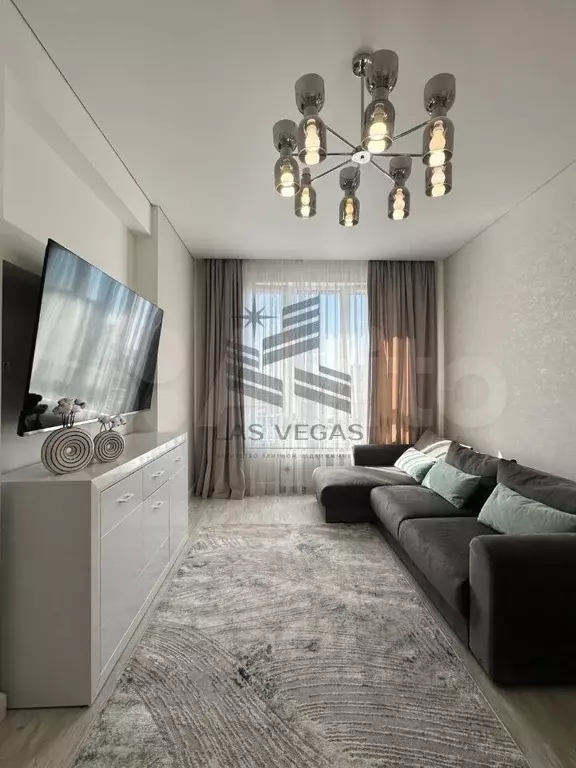 2-к. квартира, 45 м, 34/43 эт. - Фото 1