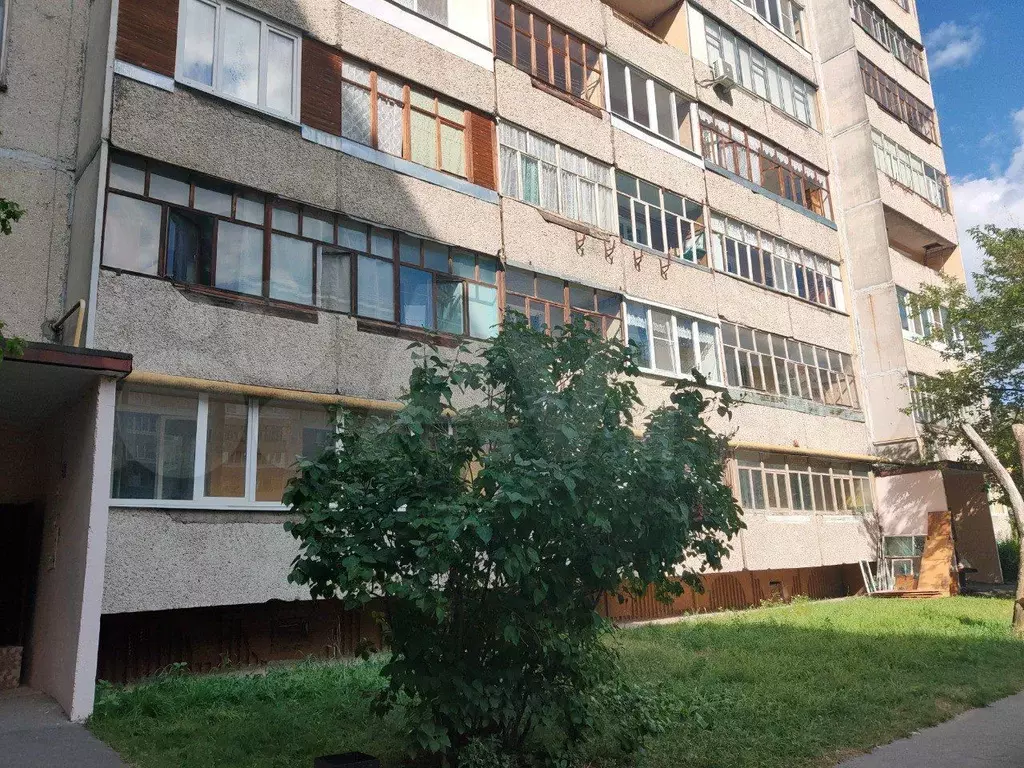 1-к. квартира, 40 м, 1/10 эт. - Фото 1