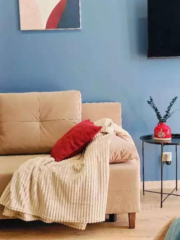 Студия Тюменская область, Тюмень ул. 2-я Луговая, 24к3 (30.0 м) - Фото 1