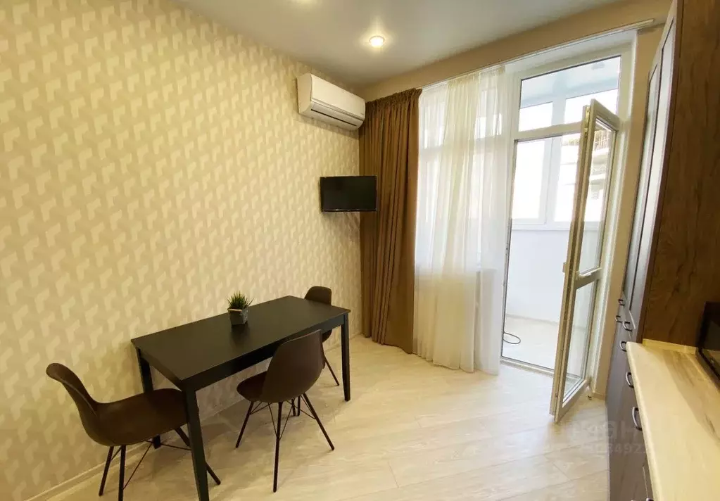 2-к кв. Крым, Симферополь ул. Батурина, 119 (60.0 м) - Фото 2