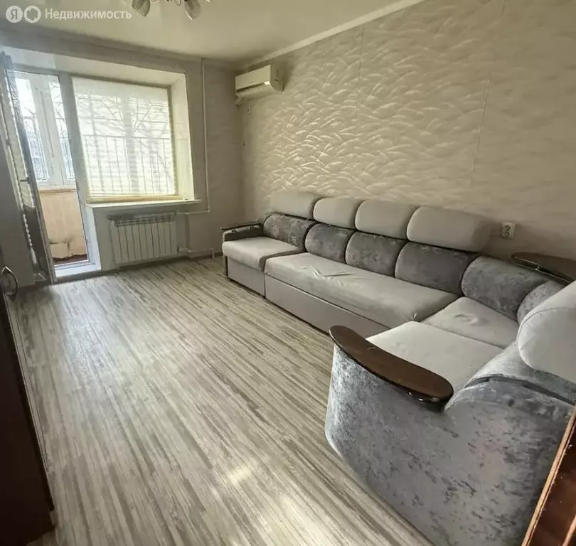 2-комнатная квартира: Астрахань, Фунтовское шоссе, 8 (44.5 м) - Фото 1