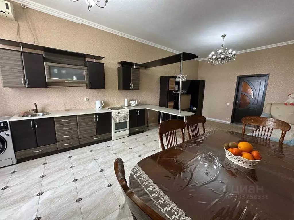 2-к кв. Адыгея, Майкоп Советская ул., 184 (70.0 м) - Фото 1
