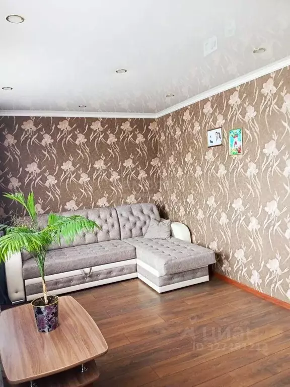 Дом в Оренбургская область, с. Александровка ул. Титова, 30 (74 м) - Фото 1