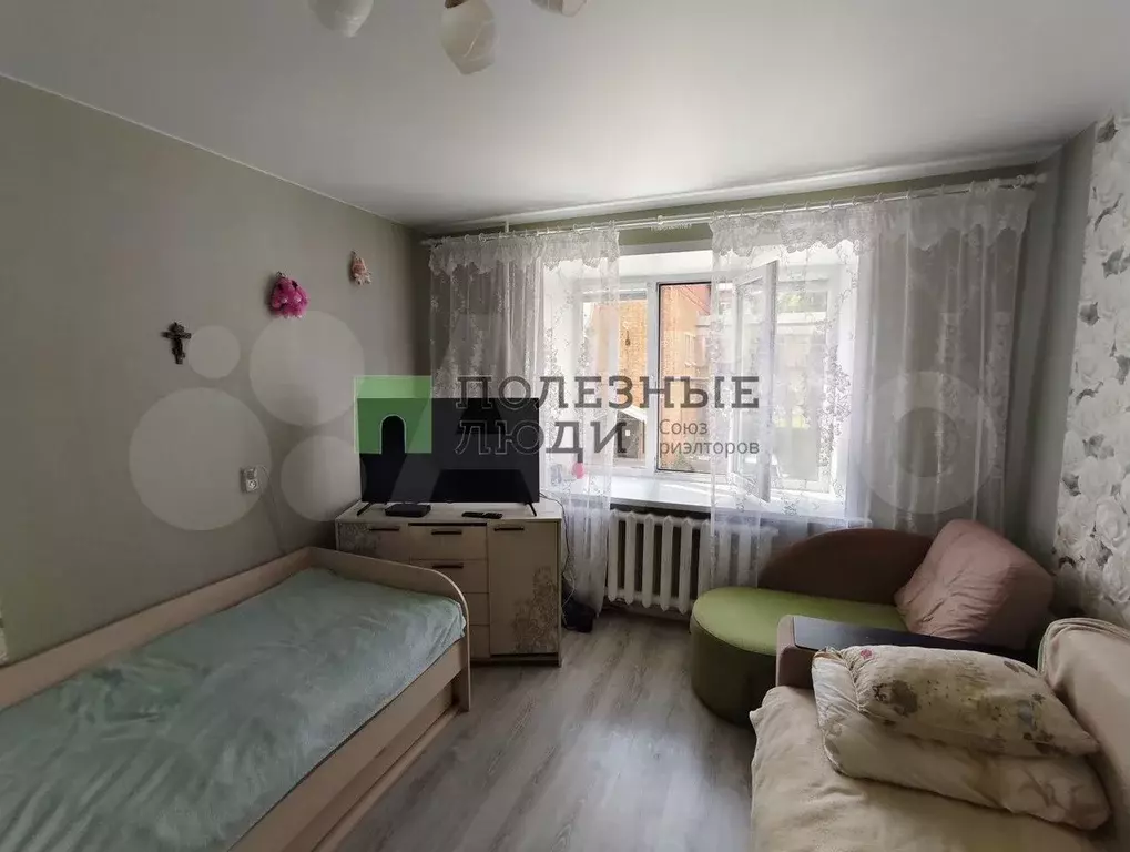 Комната 18,2 м в 1-к., 2/5 эт. - Фото 0