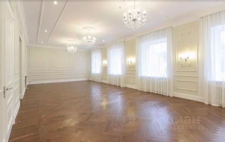 Офис в Санкт-Петербург 8-я Васильевского острова линия, 63Б (617 м) - Фото 1