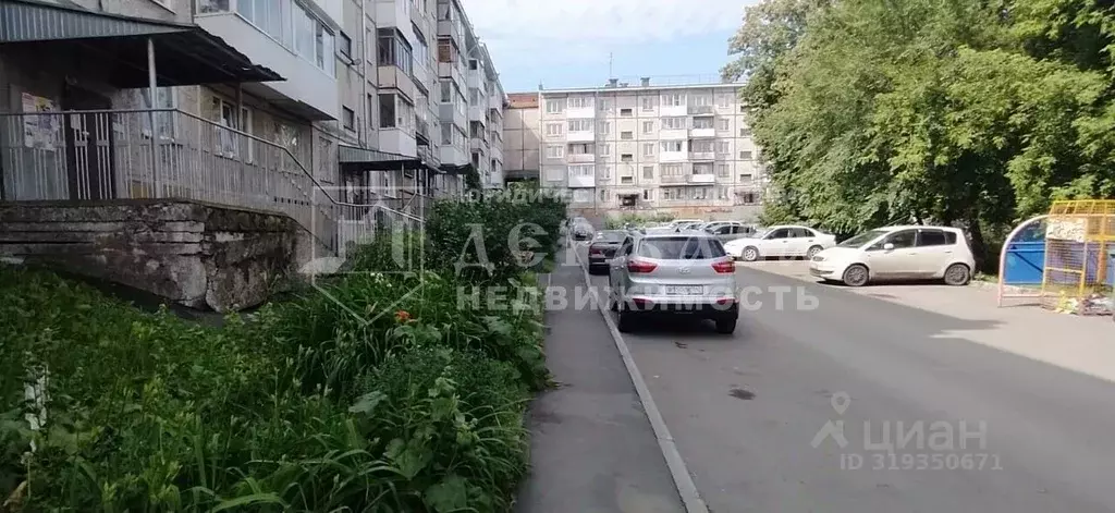 2-к кв. Кемеровская область, Кемерово Октябрьский просп., 52 (43.9 м) - Фото 1