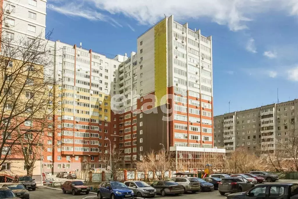 4-комнатная квартира: Тюмень, улица Салтыкова-Щедрина, 58 (84.1 м) - Фото 1