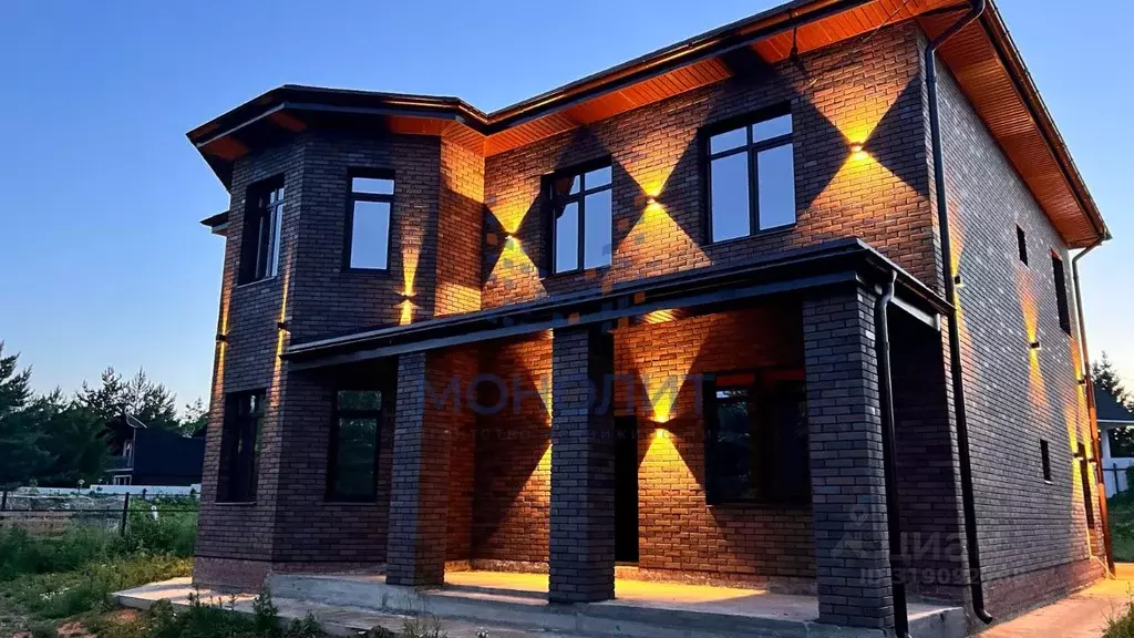 Коттедж в Москва Кокошкино дп, ул. Московская, 24 (330 м) - Фото 1