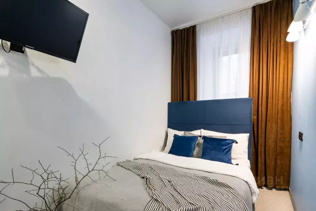 Комната Санкт-Петербург Миллионная ул., 16 (13.0 м) - Фото 1