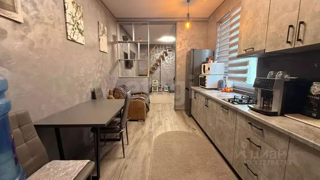 2-к кв. Крым, Симферополь ул. Крейзера (50.0 м) - Фото 1