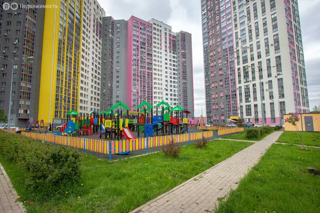 Квартира-студия: Уфа, жилой район Дёма, микрорайон Экогород Яркий, ... - Фото 0