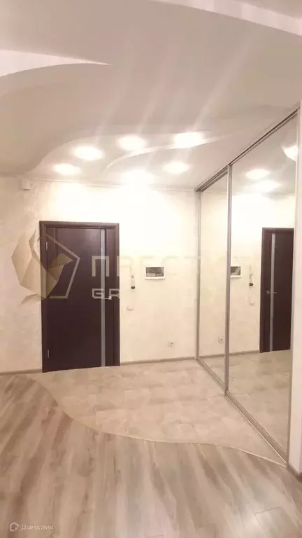 Продаётся 2-к квартира, 76.2 м - Фото 1