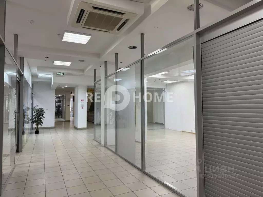 Торговая площадь в Пермский край, Пермь ул. Ленина, 88 (53 м) - Фото 1