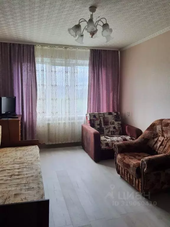 1-к кв. Омская область, Омск ул. Дмитриева, 4/1 (35.0 м) - Фото 0