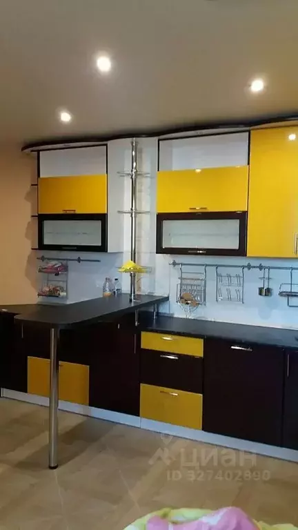 3-к кв. Санкт-Петербург пос. Шушары, просп. Новгородский, 10 (85.5 м) - Фото 1