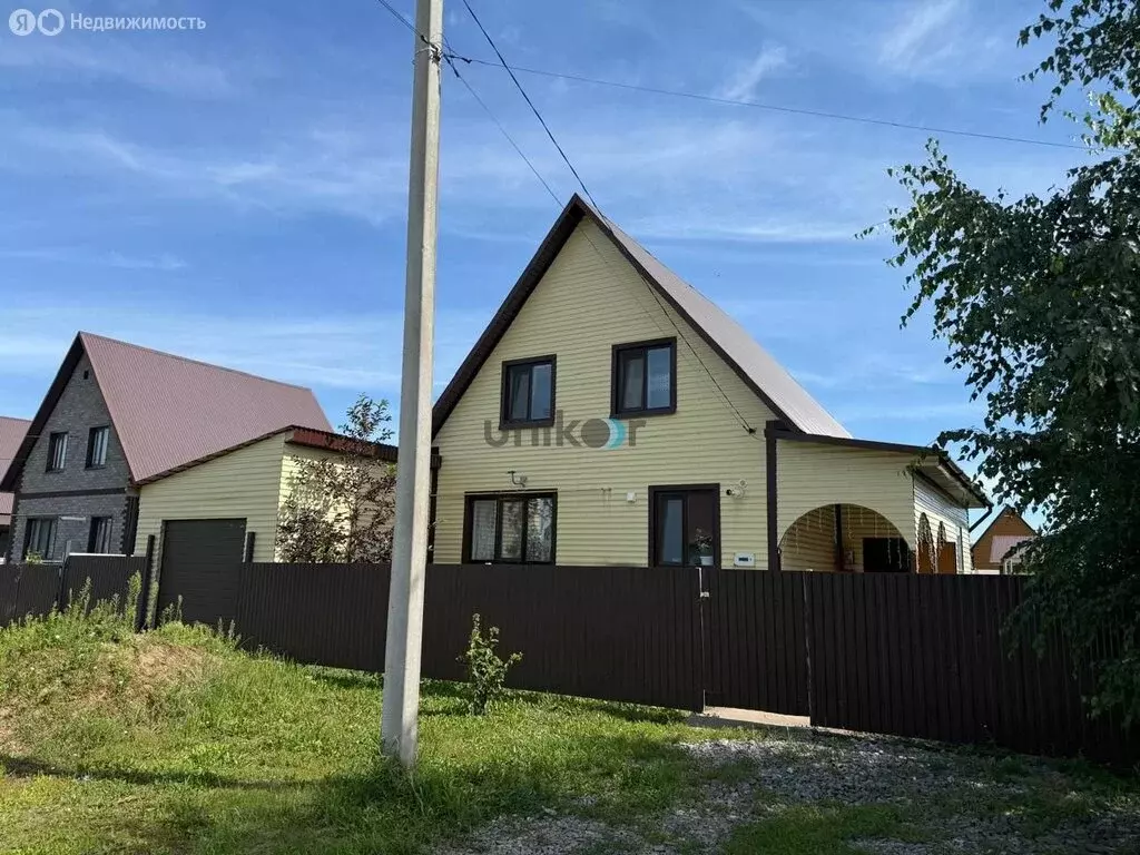 Дом в Иглино, улица Безценных, 54 (100 м) - Фото 1