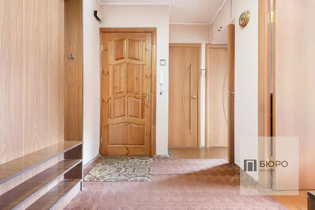 3-к кв. Волгоградская область, Волжский ул. Химиков, 1 (61.4 м) - Фото 0