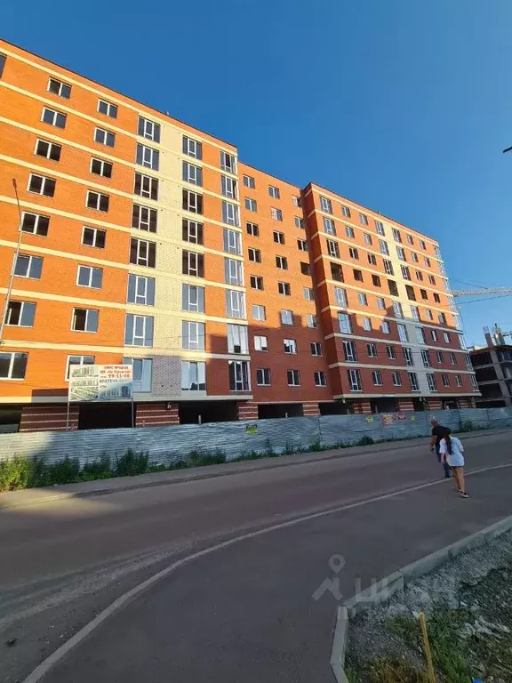 2-к кв. Северная Осетия, Владикавказ ул. Курсантов-Кировцев (70.1 м) - Фото 0
