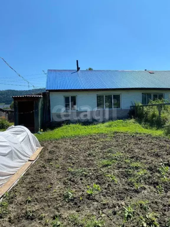 Дом в Алтай, с. Чоя ул. Партизанская, 7 (29 м) - Фото 1