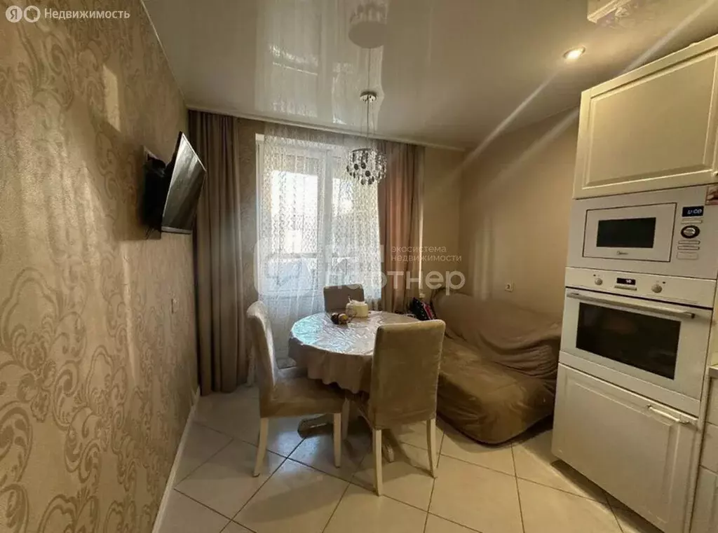 2-комнатная квартира: Санкт-Петербург, улица Оптиков, 45к1 (53.6 м) - Фото 1